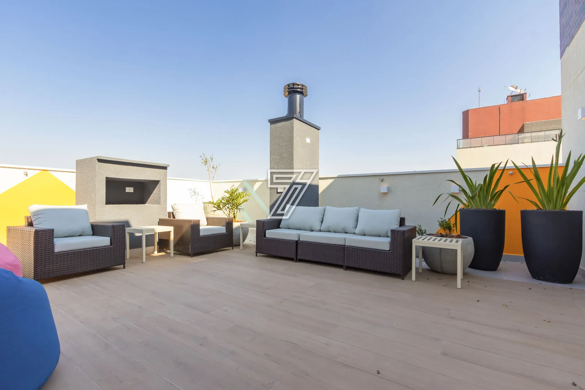 43 m² duplex loft with an open-plan kitchen — photo 30