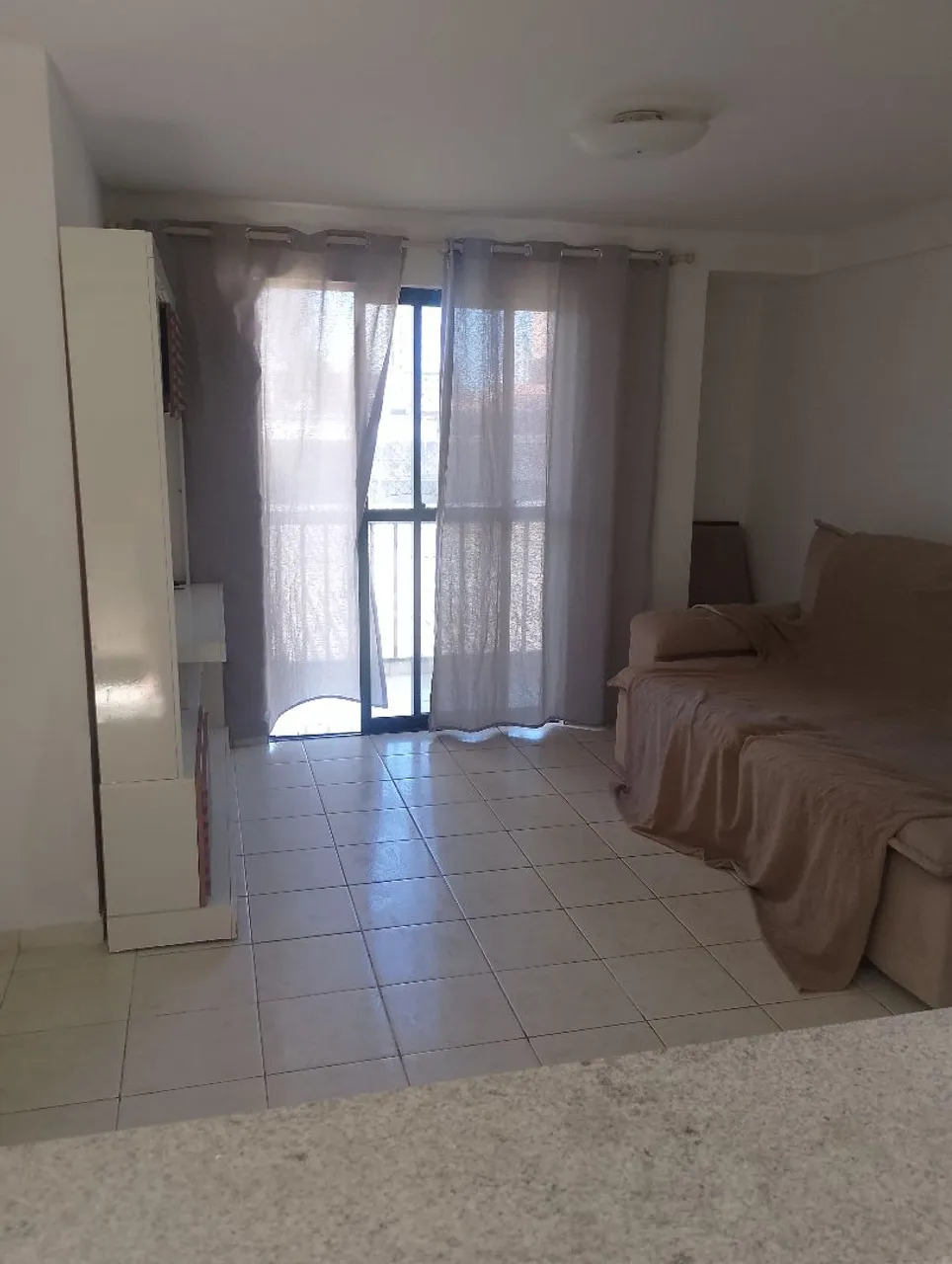 2-bedroom apartment in a building with a gym — photo 7