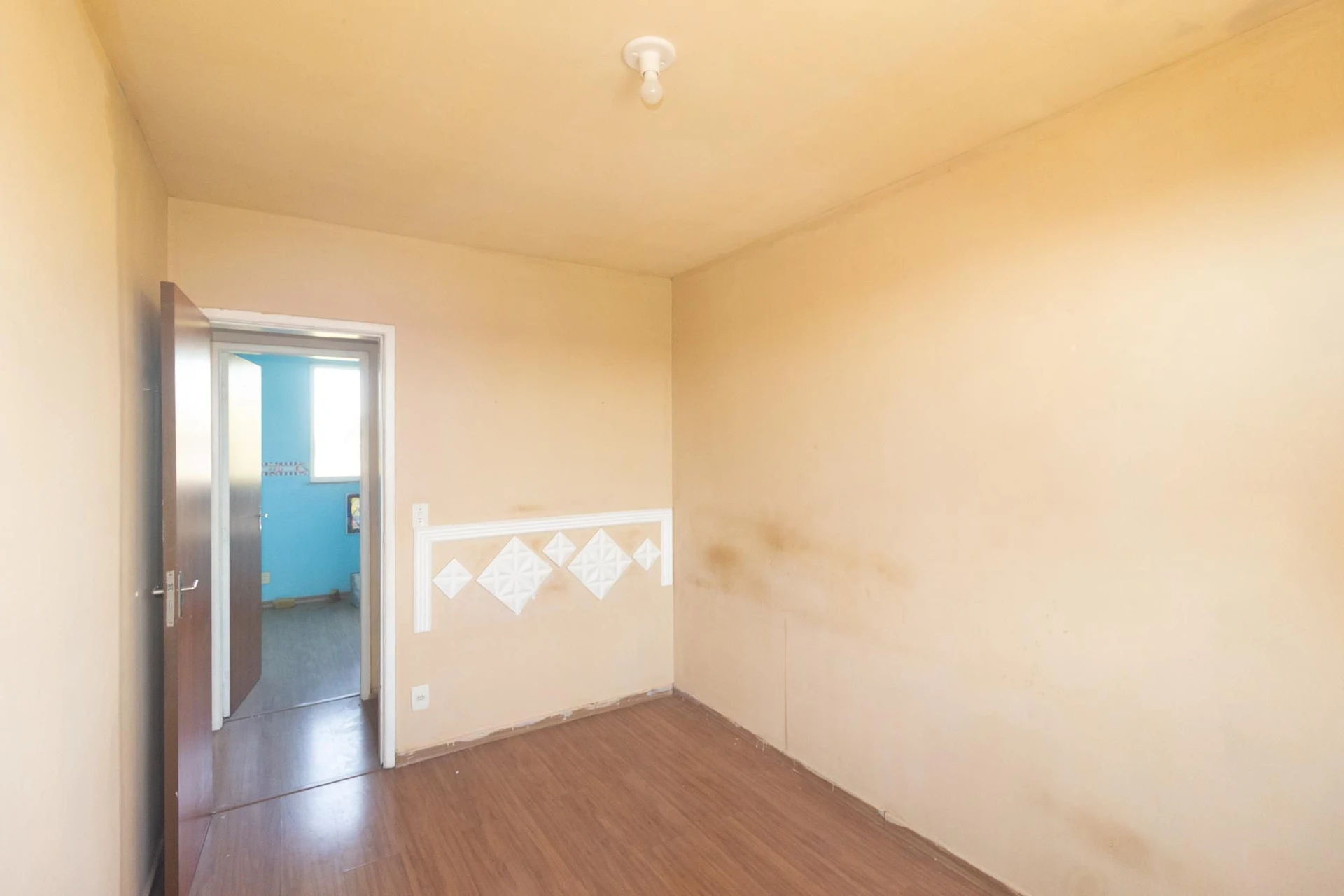 Apartment with laundry area, 2 bedrooms and closed kitchen — photo 29