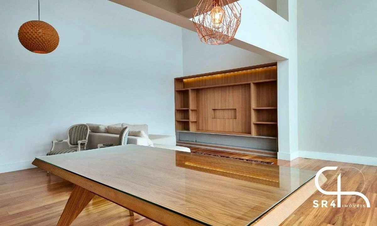 Furnished 186 m² apartment with 4 bedrooms and 2 en-suites — photo 17