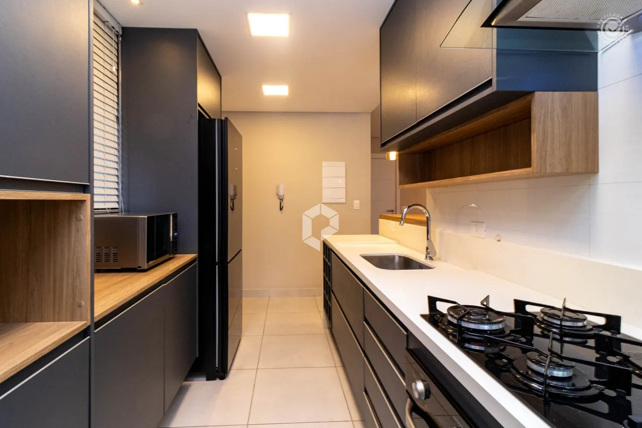 Furnished apartment with 3 bedrooms and 4 bathrooms — photo 11