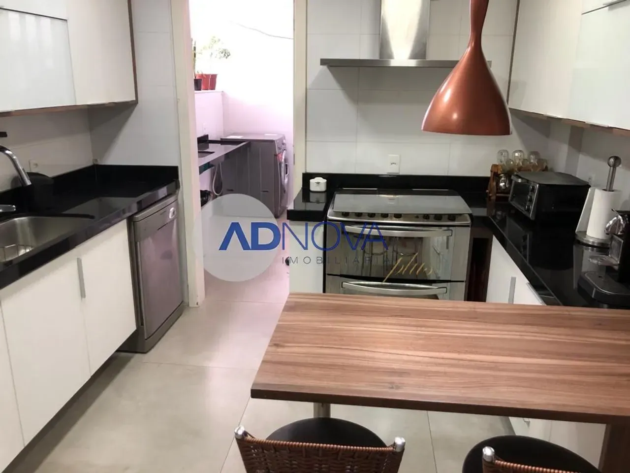 4-bedroom rental apartment with 4 bathrooms — photo 40