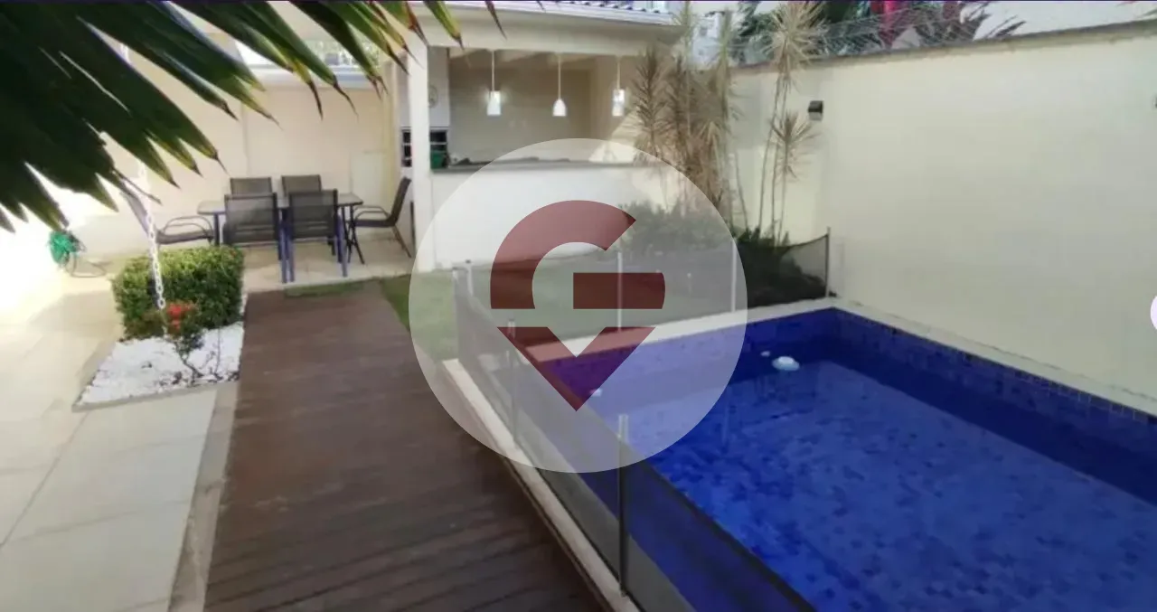 Будинок 220 м² з балконом із грилем та гардеробною — photo 35