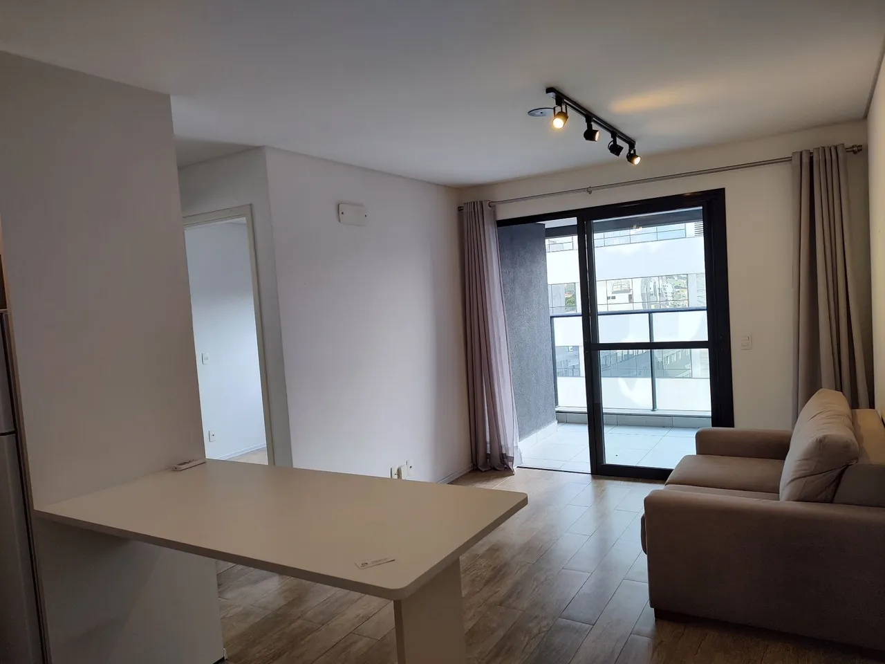 Apartamento mobiliado de 1 quarto em condomínio com academia — photo 5