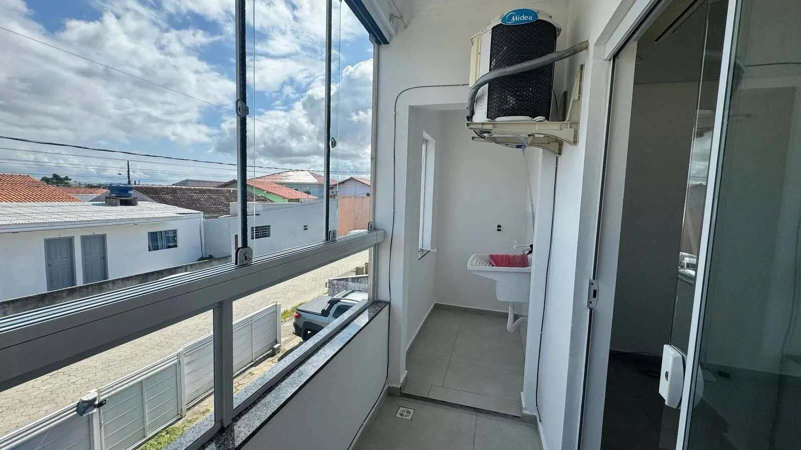 65 m² apartment with 2 bedrooms and a parking spot — photo 10