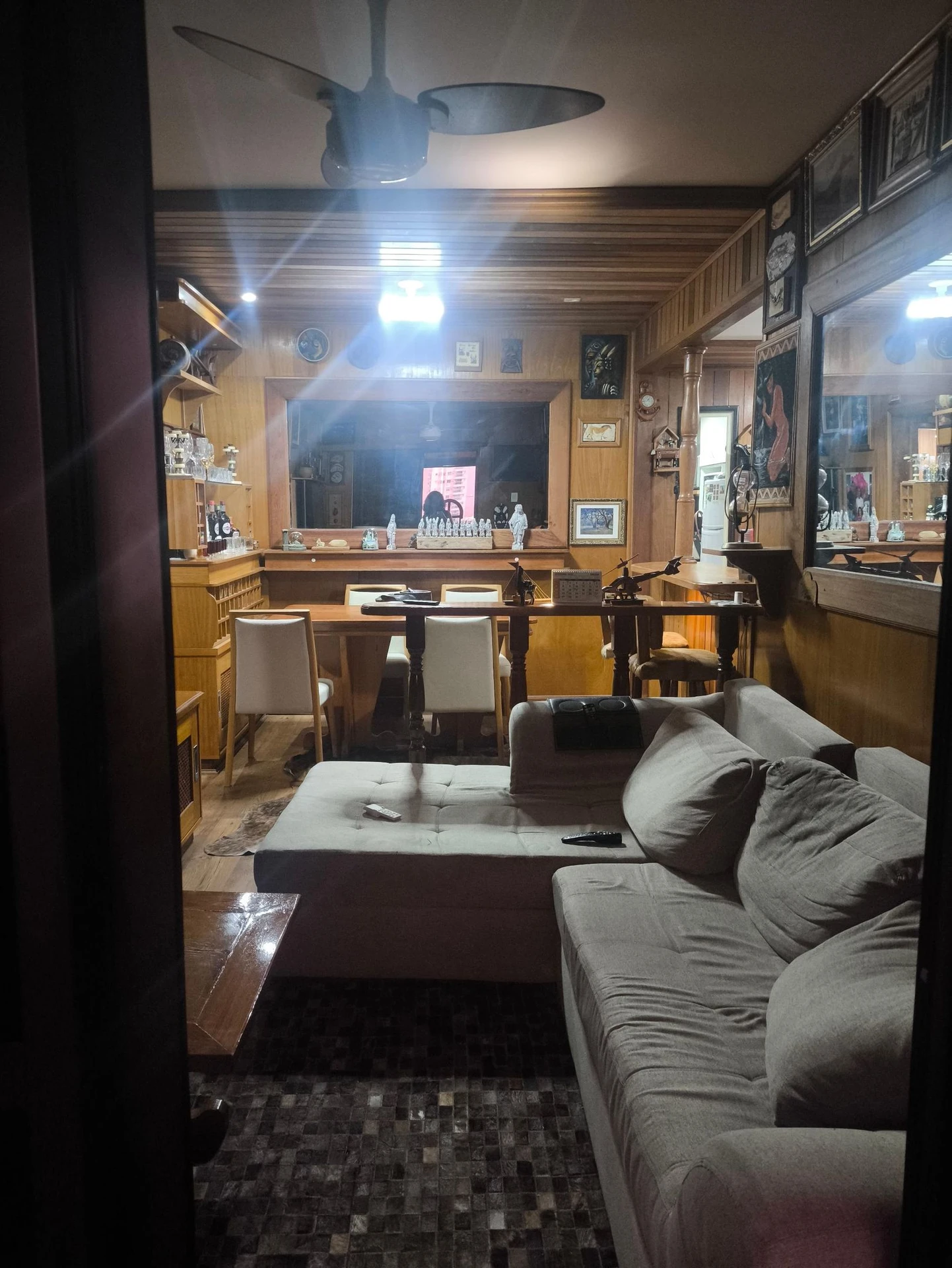 Apartamento mobiliado com 2 quartos e banheiro privativo — photo 14