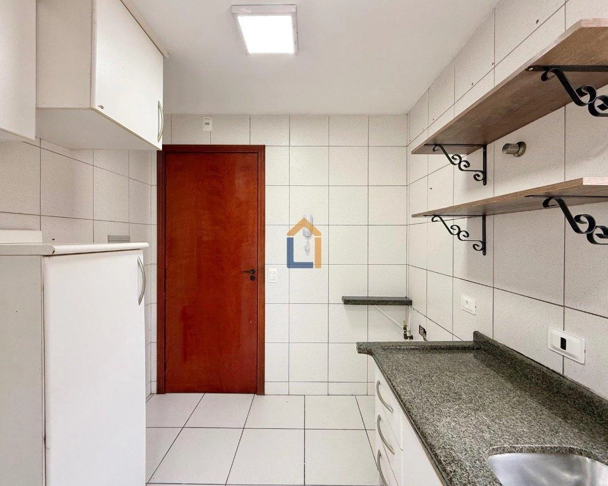 3-bedroom apartment with a washing machine in Curitiba — photo 4