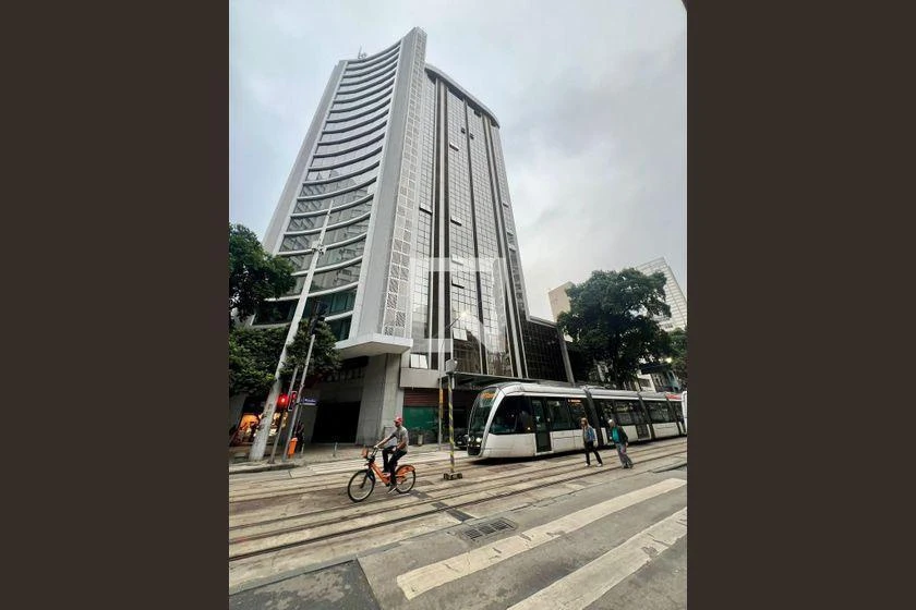 Monoambiente con espacio de home office en Rio de Janeiro — photo 23