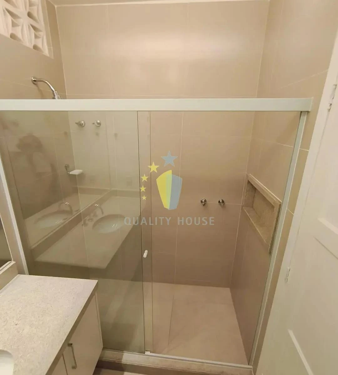 Apartamento para alugar de 3 quartos com suíte e 155 m² — photo 16