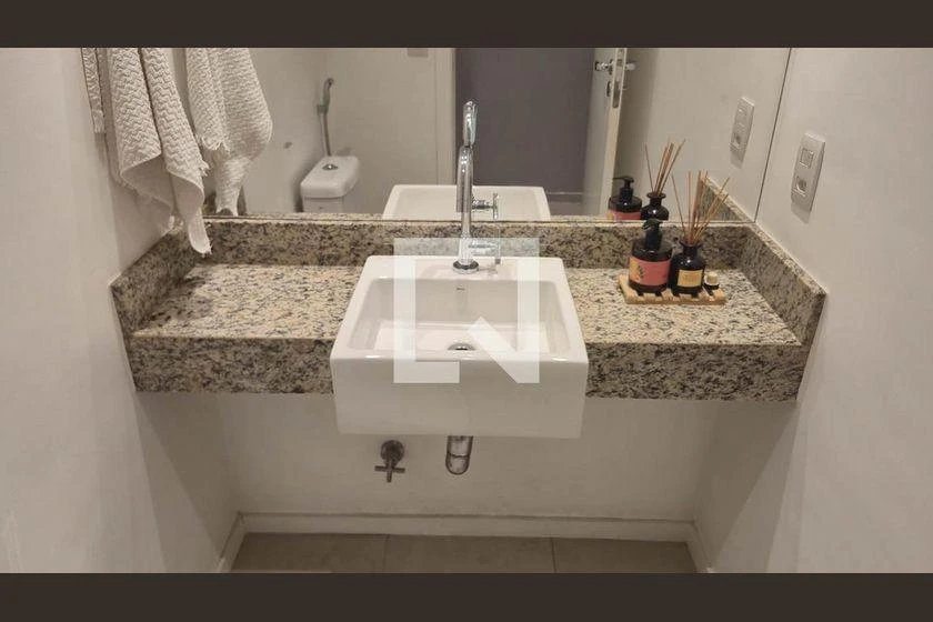 Washing machine in a 3-bedroom apartment, 160 m² — photo 25