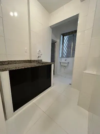 Apartment on the 2nd floor with wood or laminate floors — photo 6