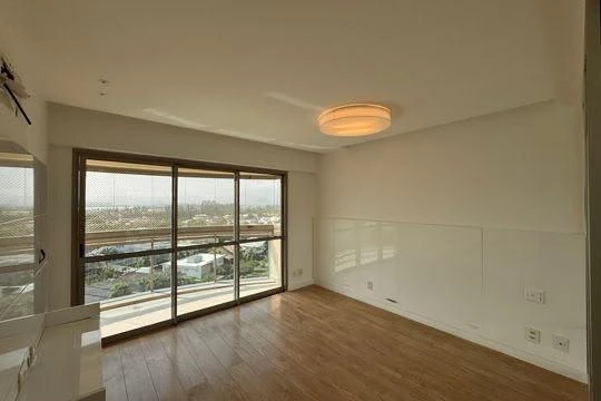 4-bedroom apartment with a separate kitchen, 260 m² — photo 16