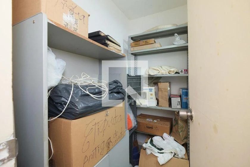Rental house with 10 bedrooms and a separate kitchen — photo 35
