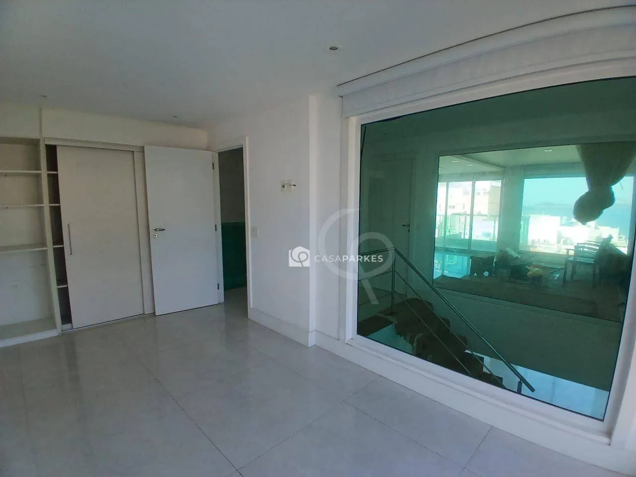 Penthouse with 3 bedrooms and 4 bathrooms — photo 7