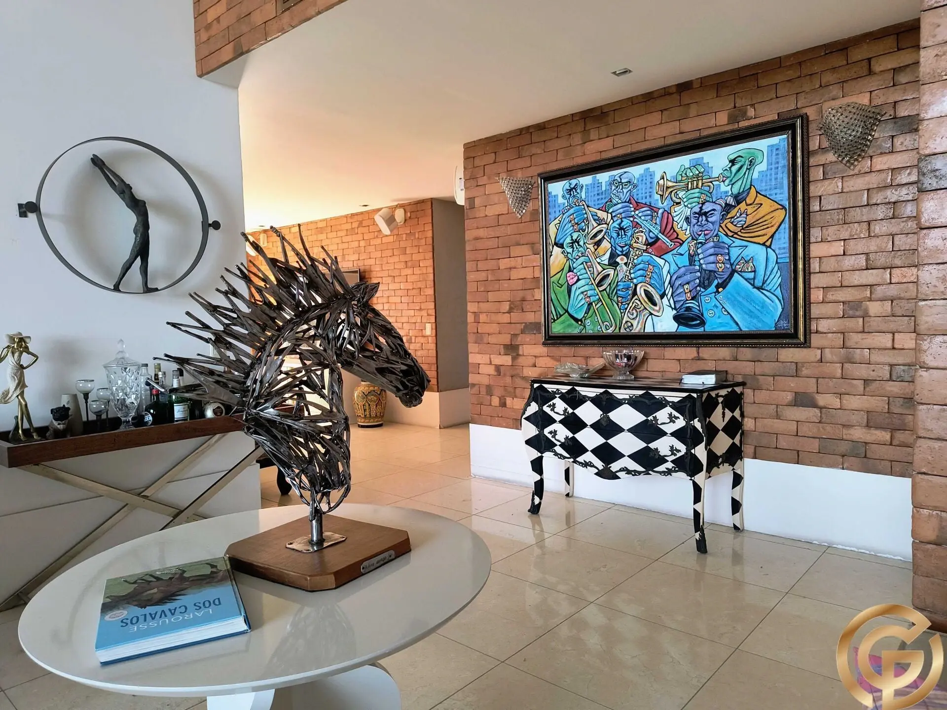 Furnished 400 m² apartment with 4 en-suite bedrooms — photo 27