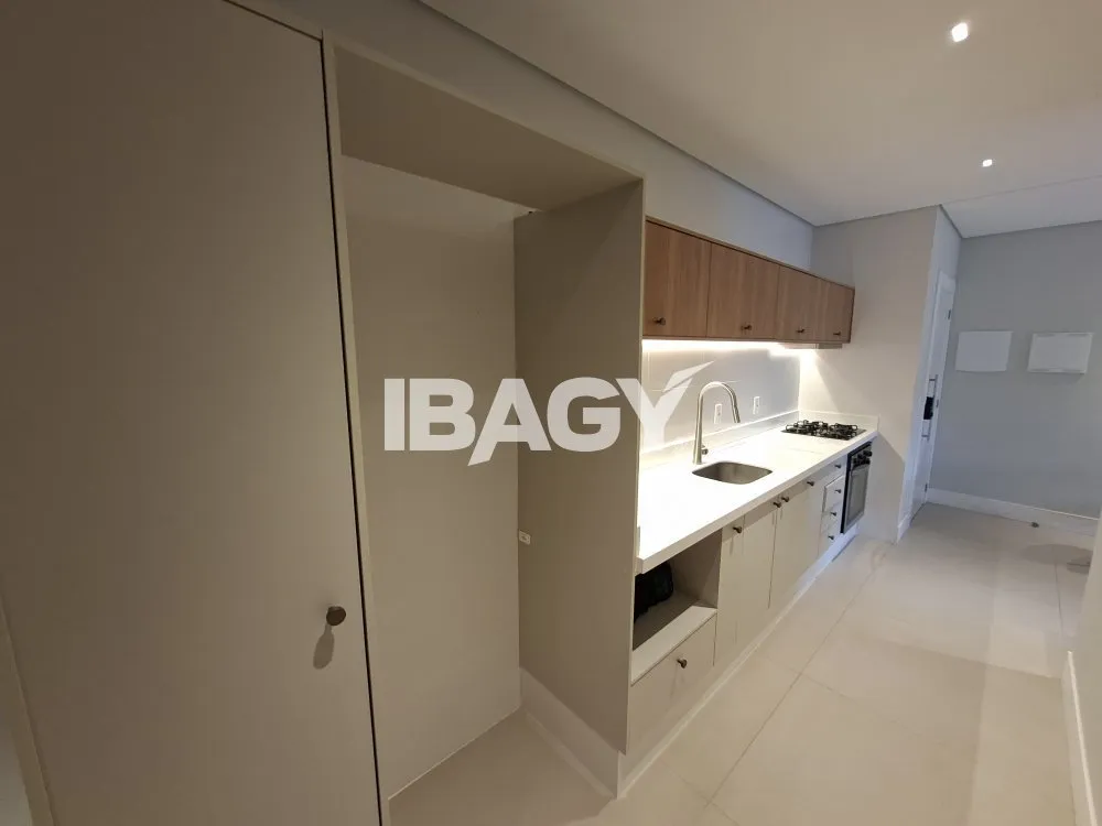 Меблированная квартира с 2 спальнями, 146 м² — photo 2