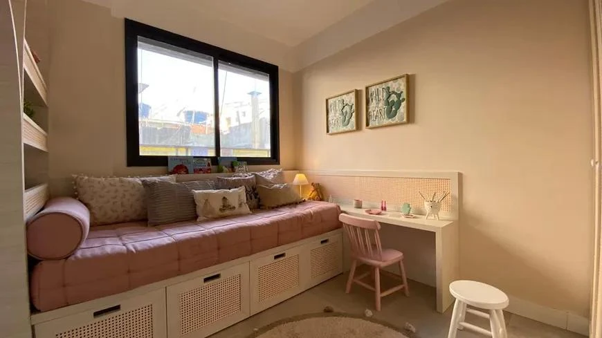 Furnished 224 m² apartment with 4 bedrooms — photo 3