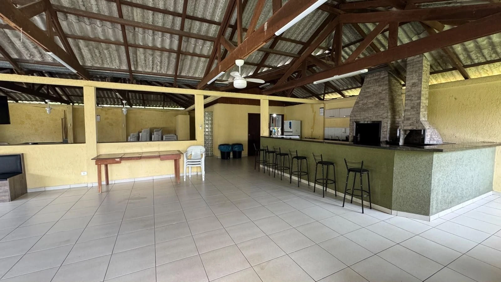 Apartamento com churrasqueira privativa, Orleans — photo 31