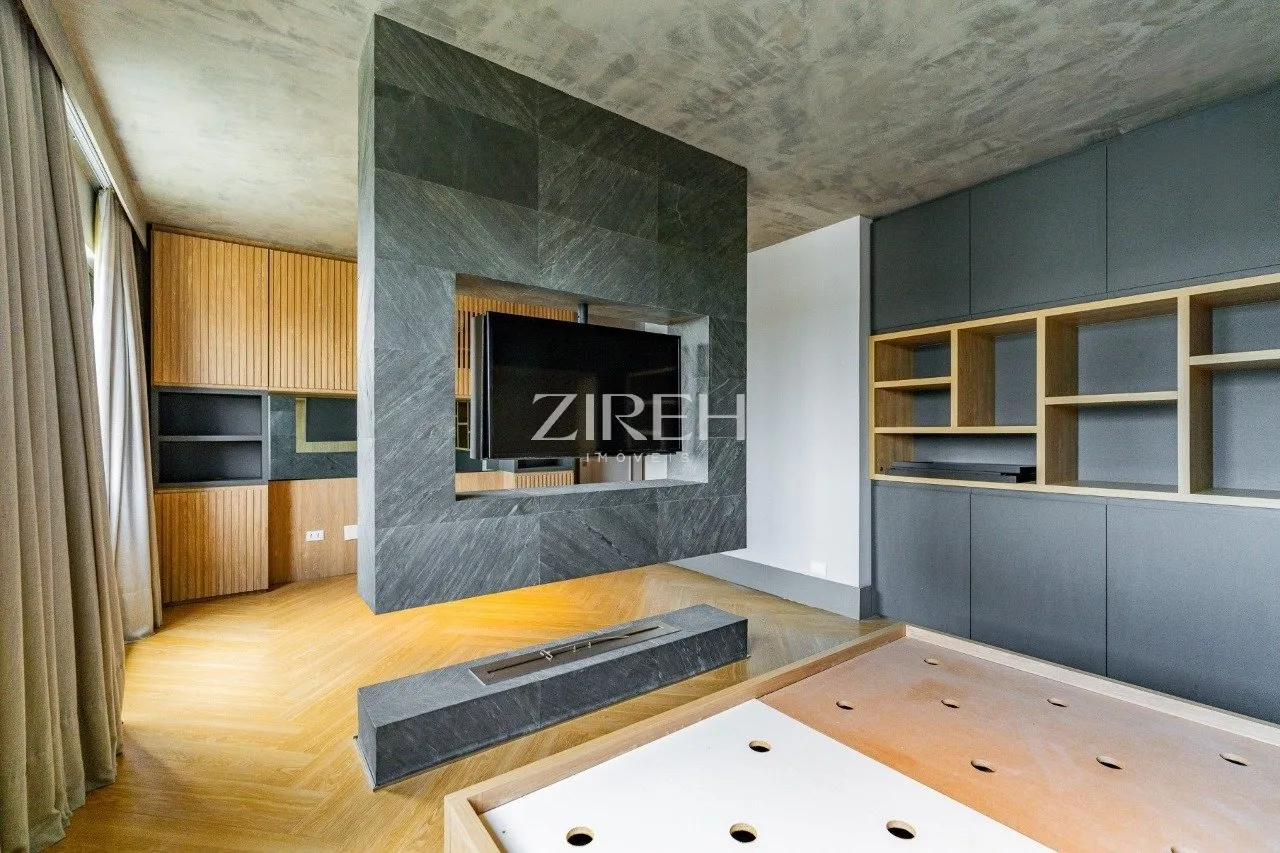 331 m² apartment with 2 en-suite bedrooms and 2 parking — photo 11