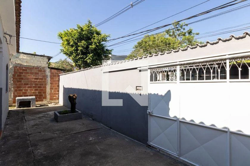 Rental house with 3 bedrooms, 360 m² and 3 parking spots — photo 33