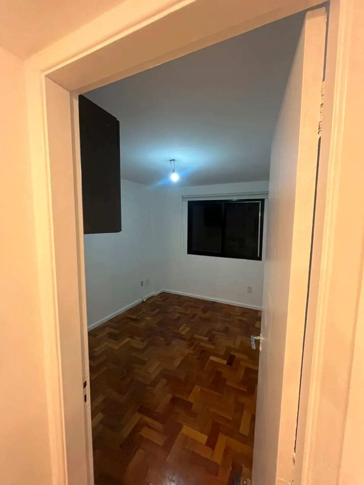 3-bedroom apartment in a building with a gym — photo 10