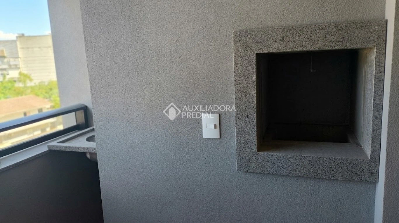 2-bedroom apartment with open kitchen and gas stove — photo 23