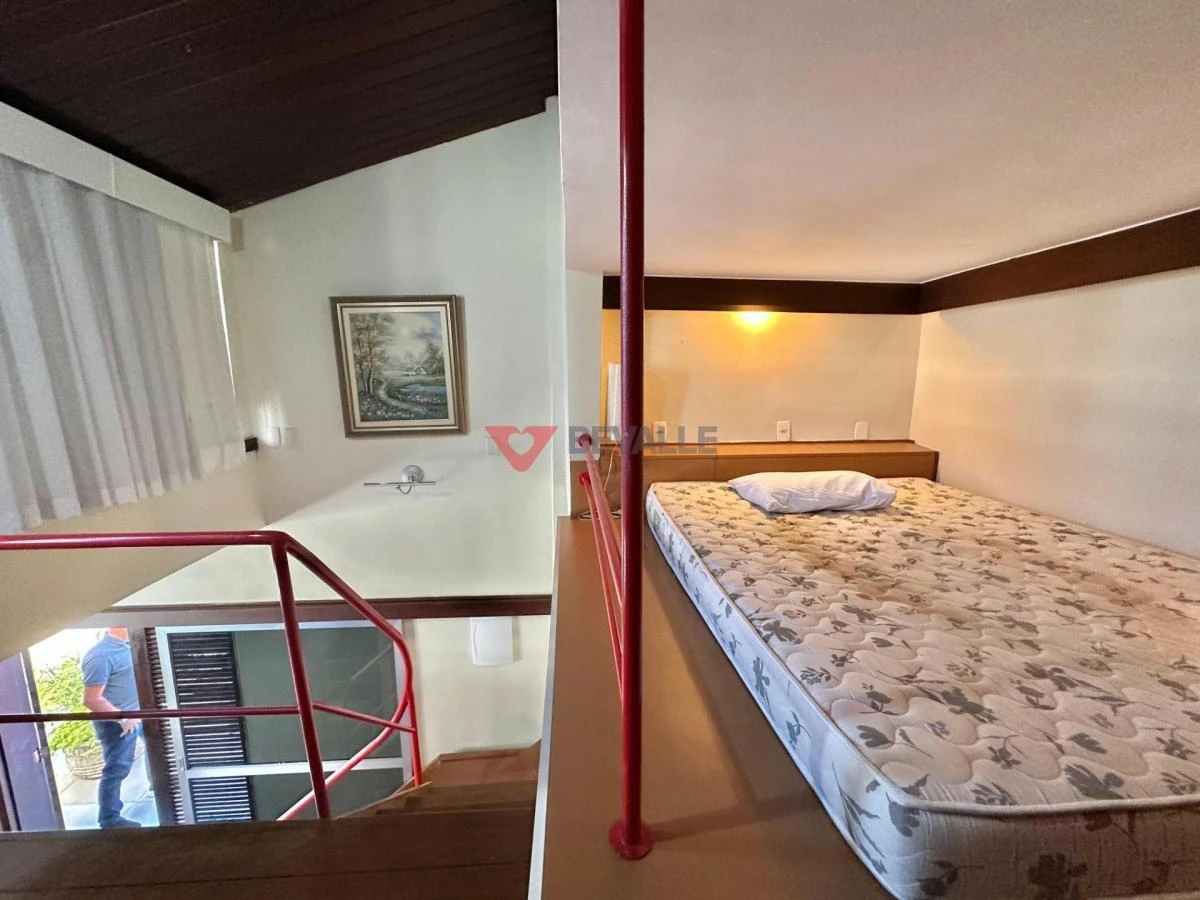 Cobertura linear com 300 m² e 5 quartos — photo 45