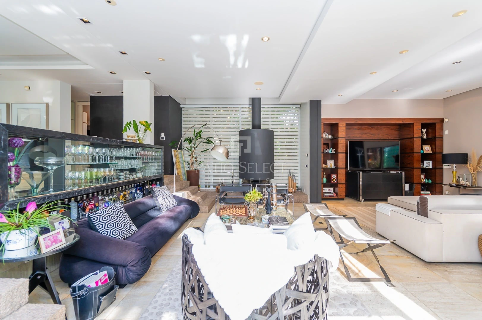 Casa, 763 m², com jardim — photo 12