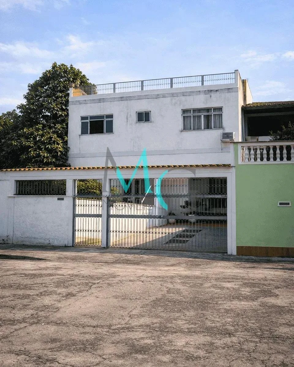 Casa con 4 dormitorios y cocina con muebles a medida — photo 3