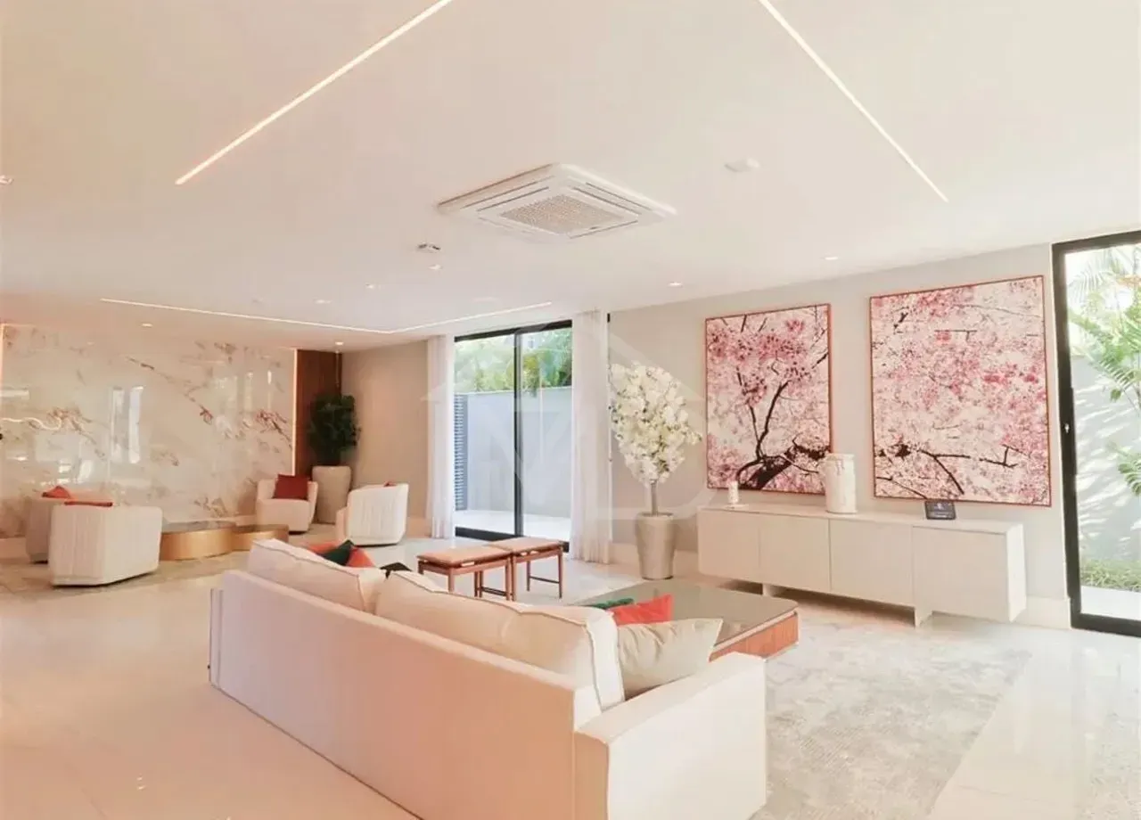 House with 5 bedrooms and 5 bathrooms, 850 m² — photo 16