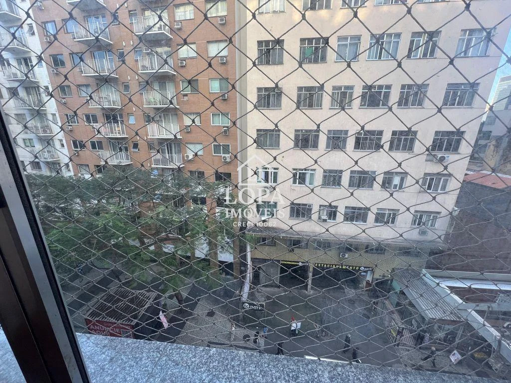 1 quarto e piso de madeira ou laminado: apartamento de 32 m² — photo 8
