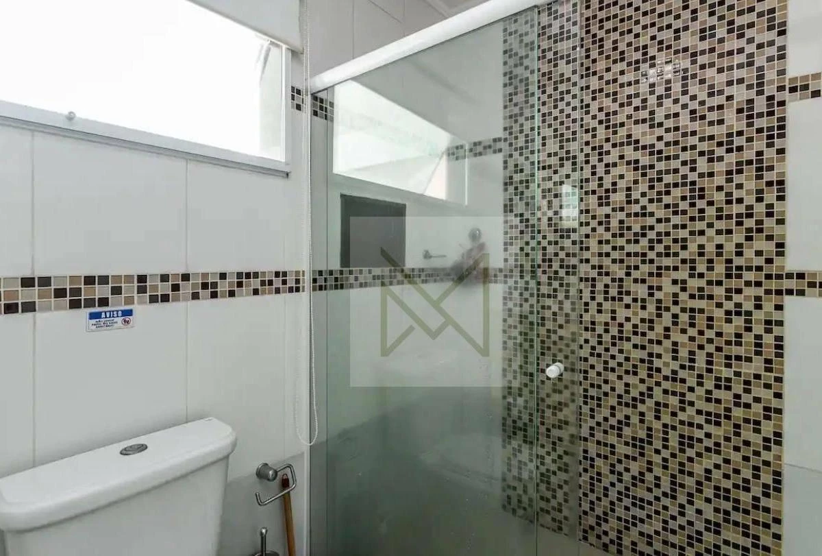 Furnished house with 4 en-suite bedrooms — photo 32