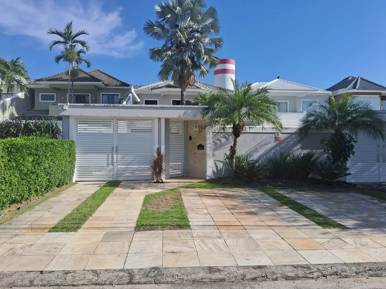 House with 4 bedrooms, 4 bathrooms and 367 m² — photo 5