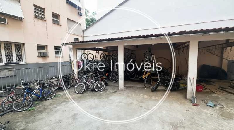 1-bedroom apartment with en-suite and closed kitchen — photo 19