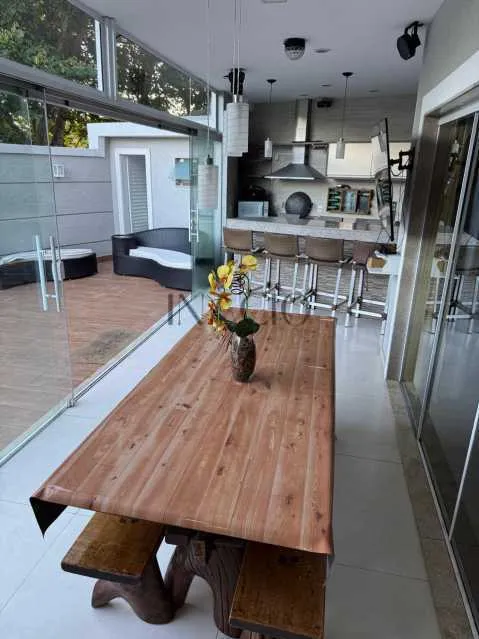Furnished house with 4 bedrooms and open-plan gas kitchen — photo 6