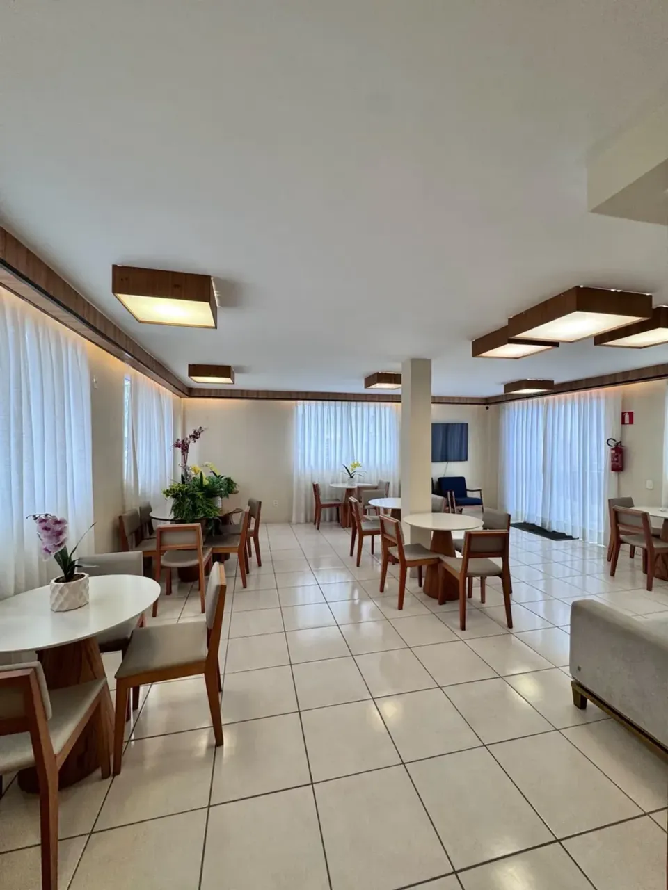Квартира з 2 спальнями та відкритою кухнею — photo 2