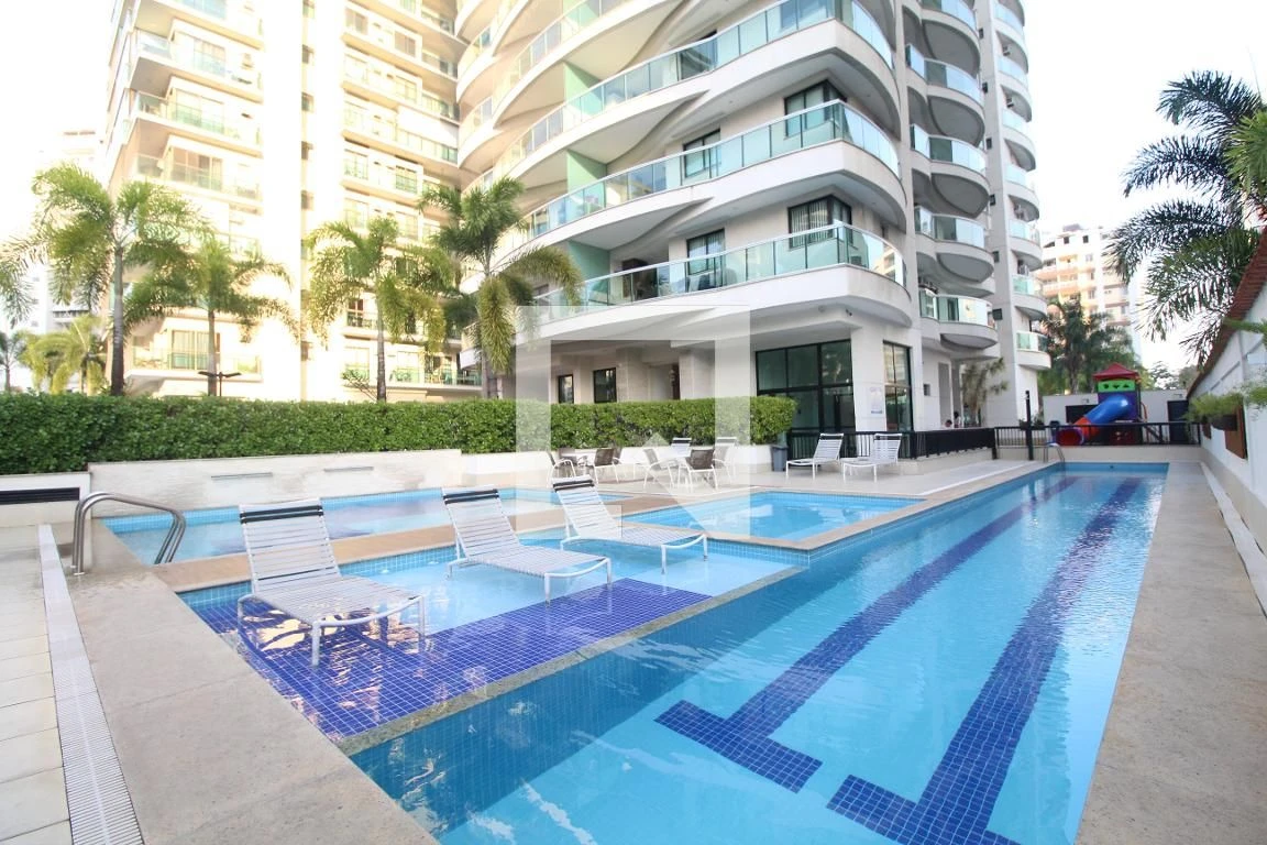 Apartamento sem mobília com varanda e 3 quartos — photo 30