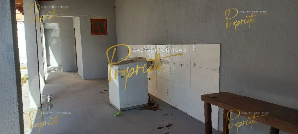 Casa sin muebles con 6 dormitorios y piscina común — photo 19