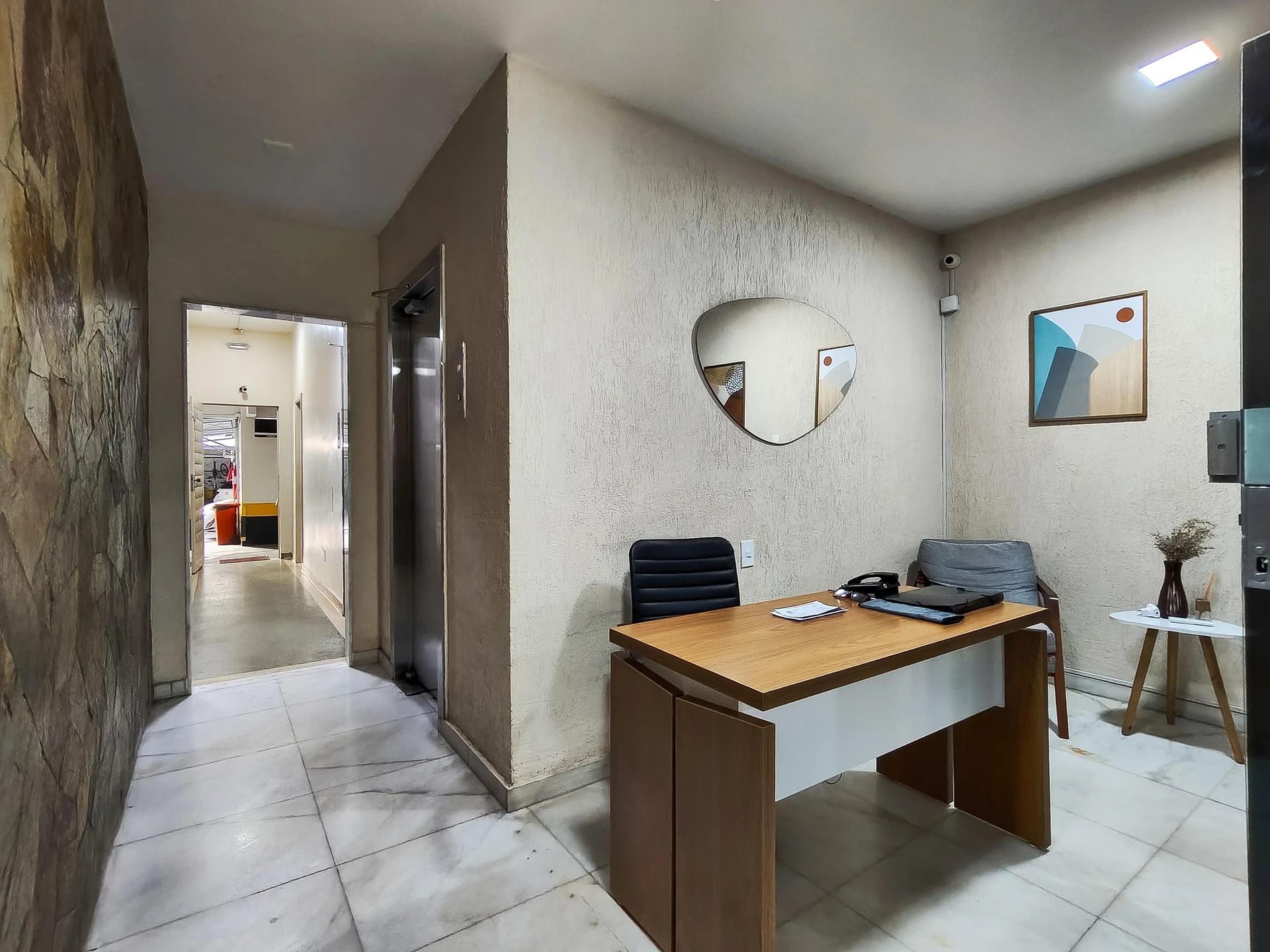 Furnished apartment, 54 m², with a home office — photo 32