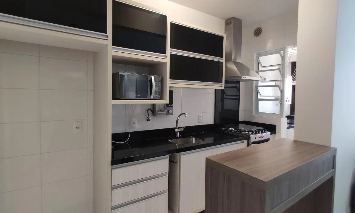 2-bedroom apartment with a home office — photo 14