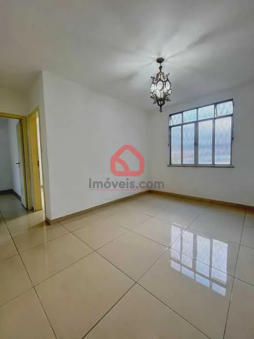 Furnished apartment, 50 m², with a glass-enclosed balcony