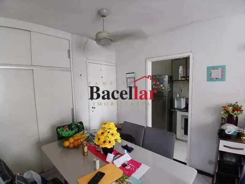 Furnished apartment with 2 bedrooms and 1 glass shower — photo 16