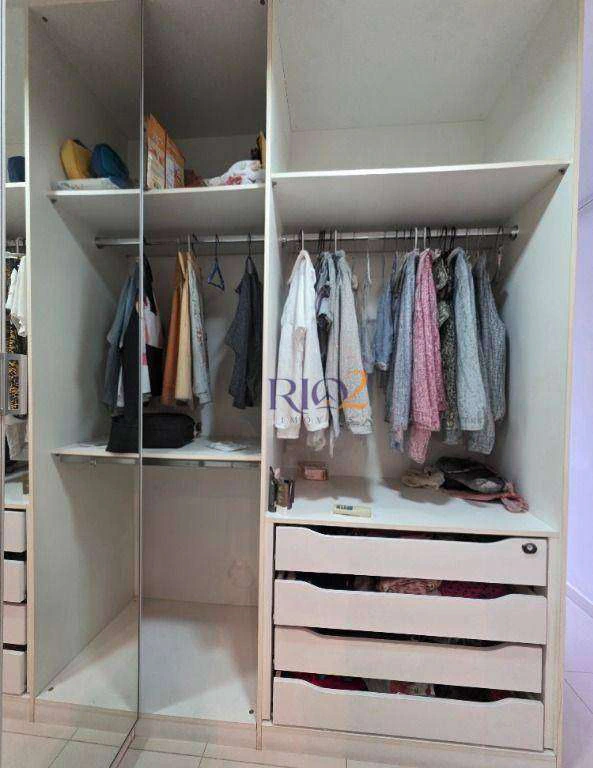 Furnished 77 m² apartment with enclosed glass balcony — photo 27
