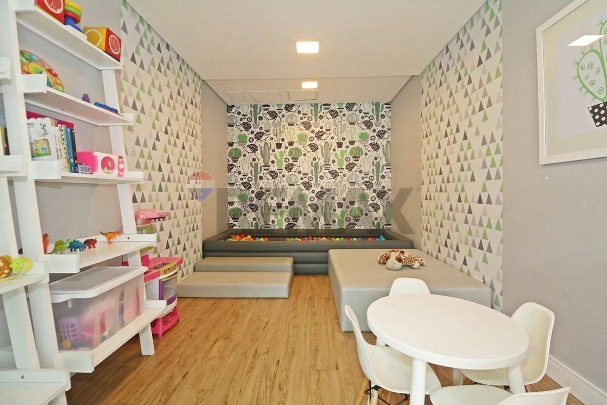 2-bedroom apartment with balcony and 2 parking spaces — photo 37