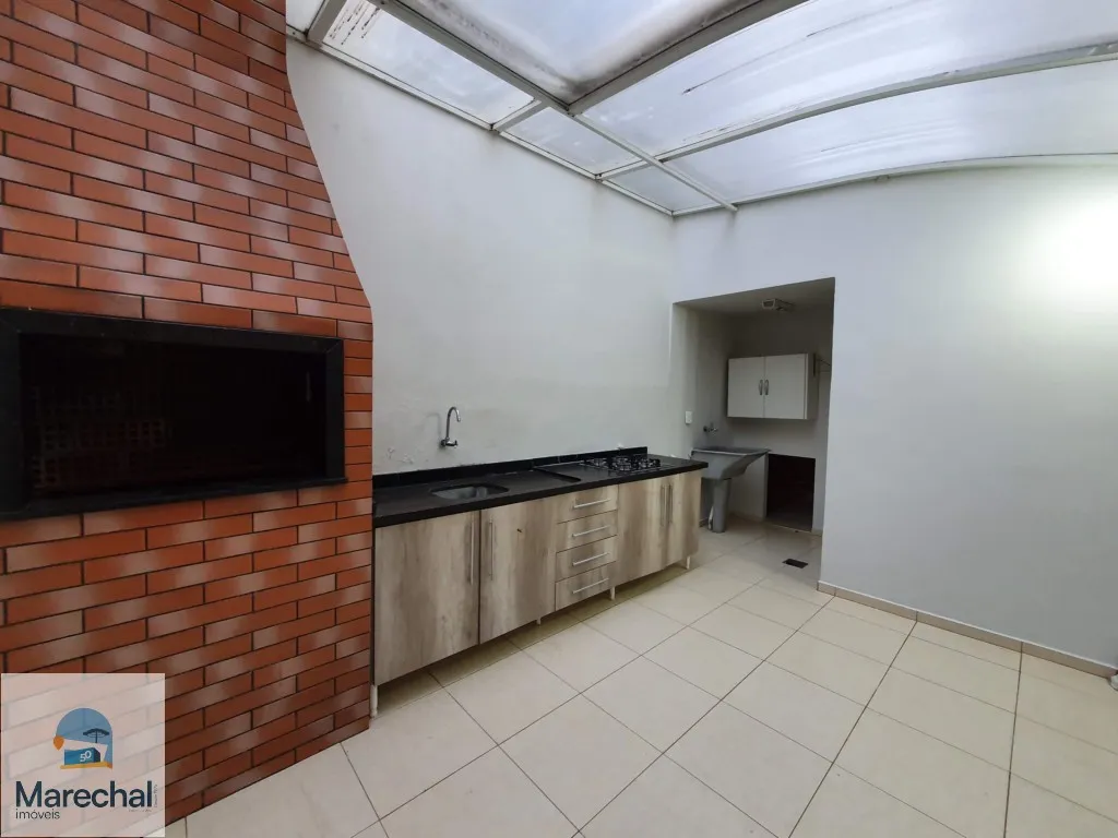 Condo townhouse with 3 bedrooms and a gas open-plan kitchen — photo 20
