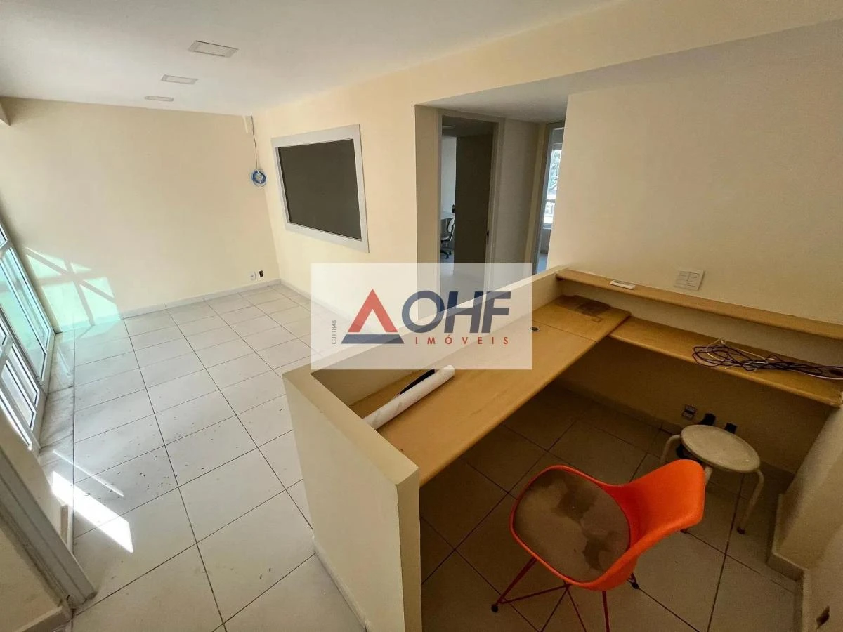 1-bedroom apartment with 300 m² and 6 parking spaces — photo 12