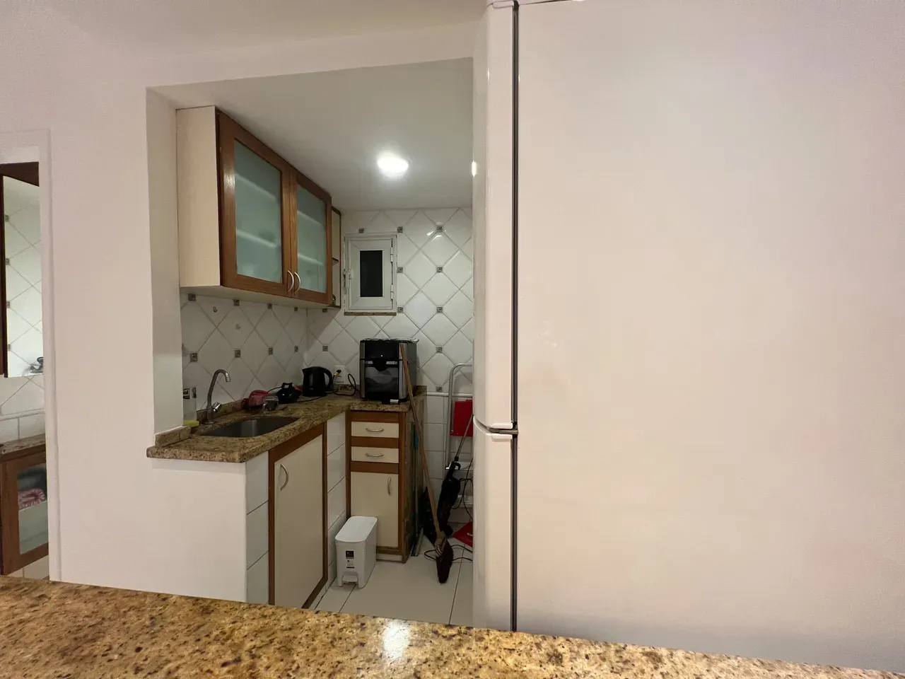 35 m² unfurnished apartment with open-plan kitchen — photo 2