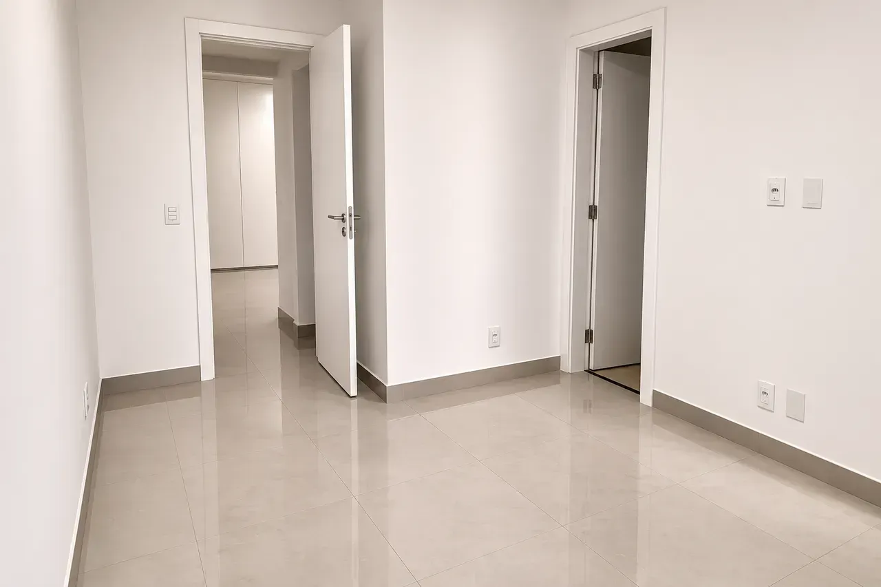 Apartment with 96 m², 2 bedrooms, and a closed kitchen — photo 9