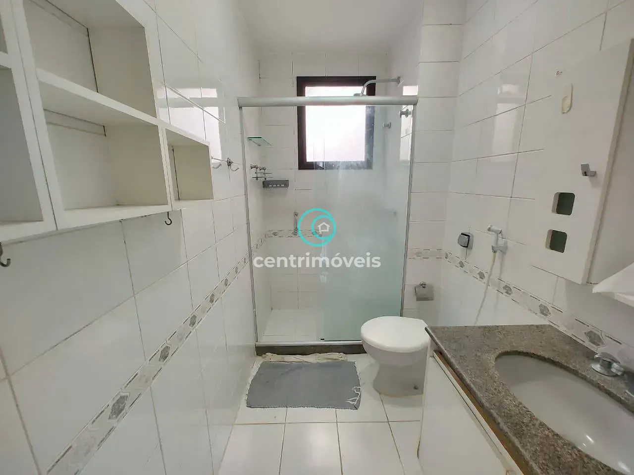 Rental apartment with 3 bedrooms and 1 suite — photo 32