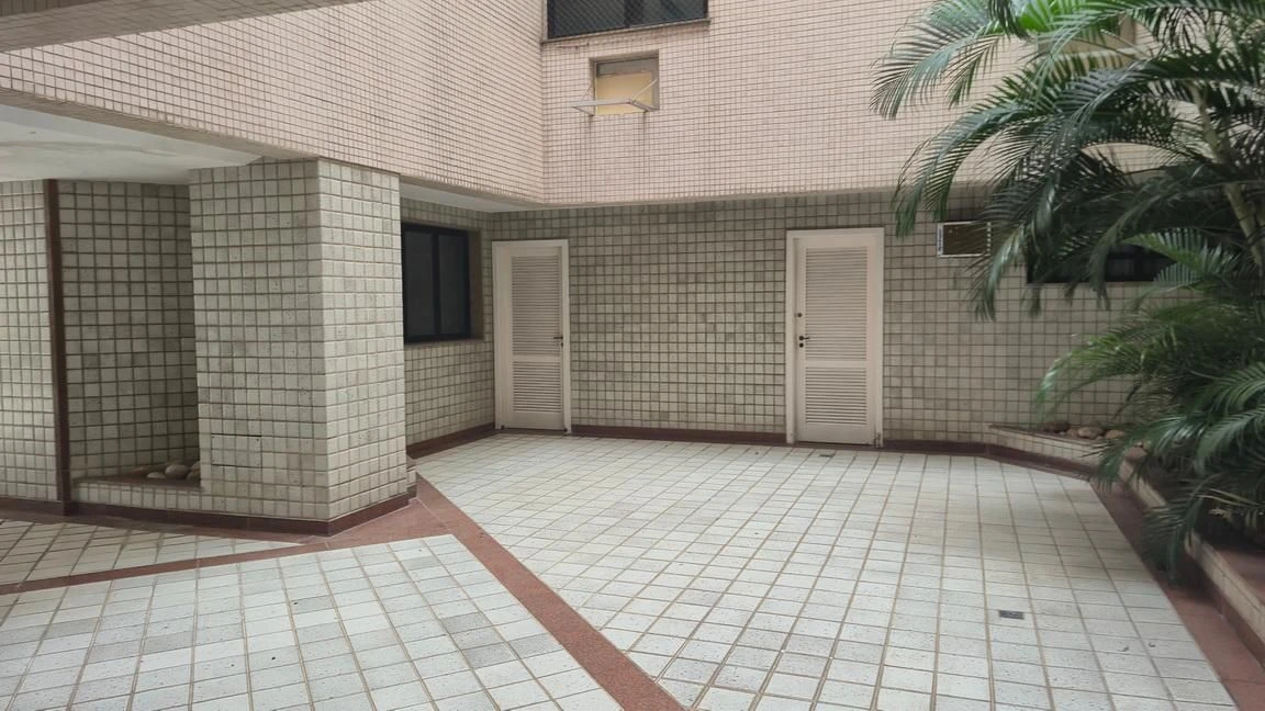 Rentable apartment with 4 bedrooms and a balcony — photo 53